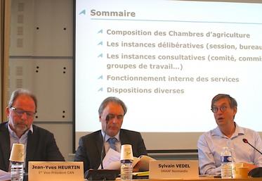 En préambule, Sébastien Windsor a balayé l'actualité nationale. Il a notamment été question des chartes ZNT dont le Tribunal d'Orléans s'est saisi. Leur invalidation a été confirmée en appel mais un recours a été déposé en Conseil d'État. Le gyrophare ne suffit pas à la prévenance « mais prévenir individuellement les riverains, c'est compliqué ». « Les chartes pourraient tomber très vite en Normandie après Orléans ».