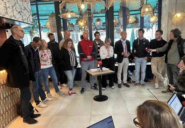 Le collectif déplore le manque de considération et l'incurie de la classe politique vis-à-vis des agriculteurs.