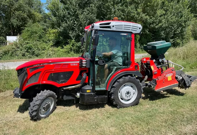 Baptiste Etcheberry a testé pendant une semaine le tracteur Antonio Carraro Tony 8700 V.