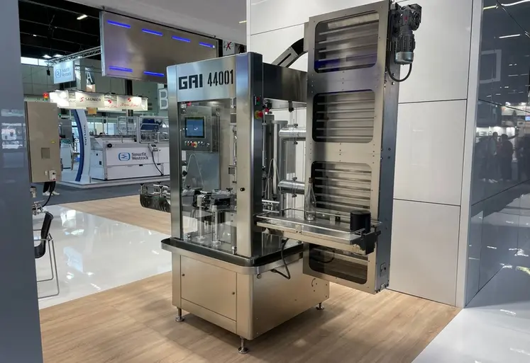 <em class="placeholder">Museleuse 44001 de Gai sur le salon Vinitech en 2024.</em>