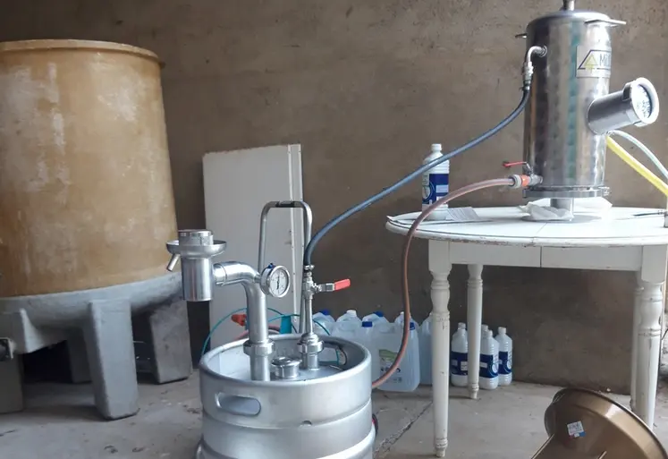 <em class="placeholder">matériel de combustion de soufre</em>