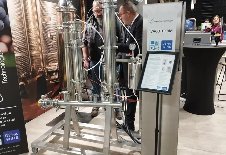 <em class="placeholder">vacutherm appareil de désalcoolisation partielle ou totale du vin</em>