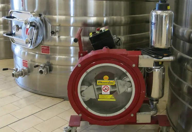 <em class="placeholder">pompe manzini</em>