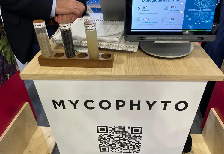 <em class="placeholder">stand Mycophyto sur le Sitevi</em>