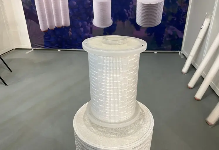 <em class="placeholder">Cartouche de filtration E Flow</em>