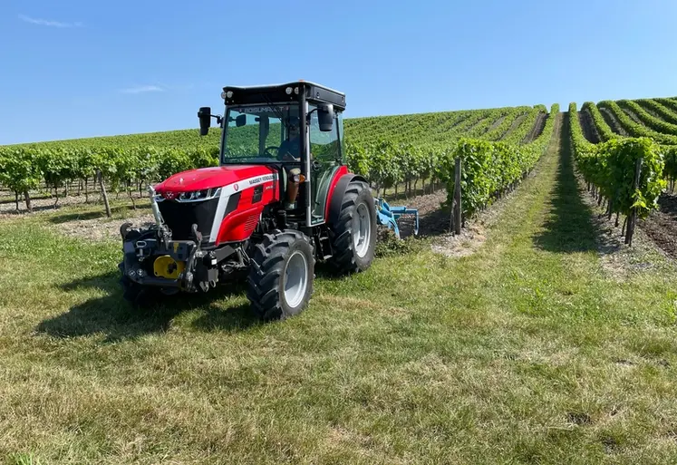 <em class="placeholder">Tracteur Massey Ferguson MF</em>