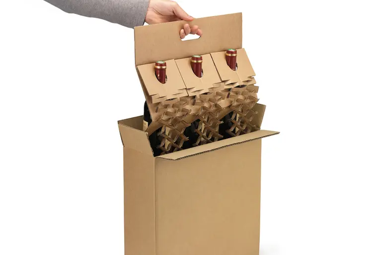 <em class="placeholder">calage d'expédition de bouteille extensible avec poignée intégrée (pour trois bouteilles)</em>