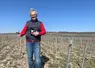 <em class="placeholder">Jean-Chrisophe Delavenne, viticulteur champenois bio dans ses vignes</em>