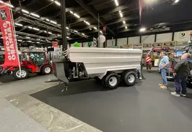 <em class="placeholder">Cuve de transport de liquides Forge Boisnier. </em>