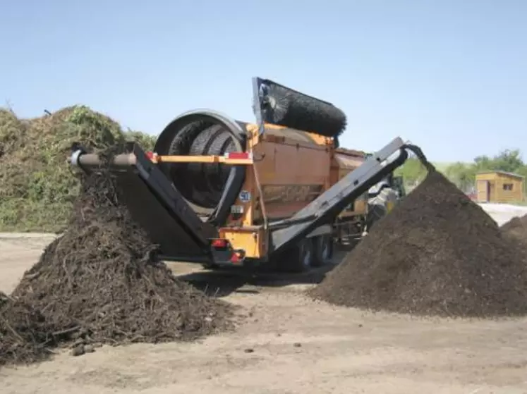 La valeur des composts mélant déchets verts et terres de filtration ne seraient pas différente de celle des composts issus uniquement d'engrais verts