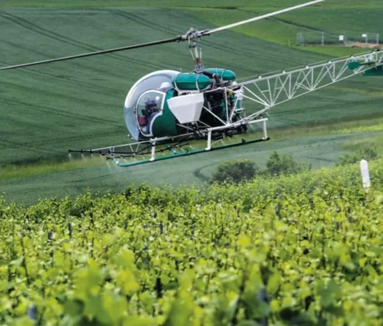 En 2013, seuls 2131 hectares de vignes ont été traités par hélicoptère.