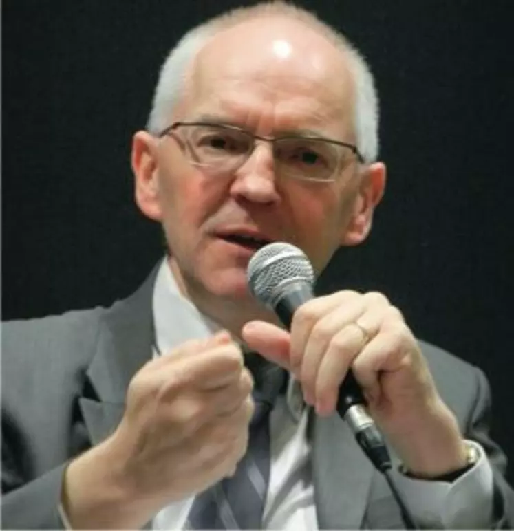 Pour Christian Huyghe, directeur
scientifique adjoint de l’Inra, les cahiers des charges des AOP devront faire preuve de souplesse pour s’adapter au changement climatique.