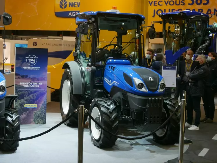 La nouvelle gamme de tracteurs spécialisés T4 culmine désormais à 120 ch.