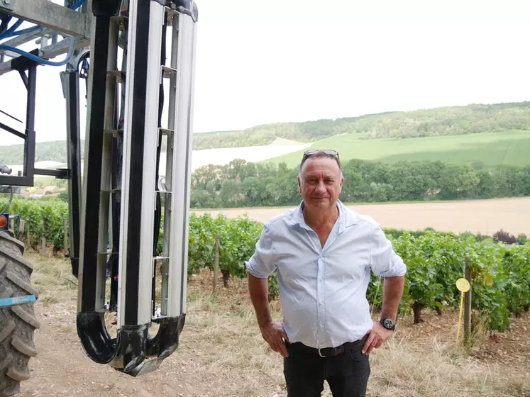 Michel Jacob, du champagne Serge Mathieu à Avirey-Lingey, dans l’Aube, a testé les descentes Bliss Ecospray avec succès durant la saison 2022.