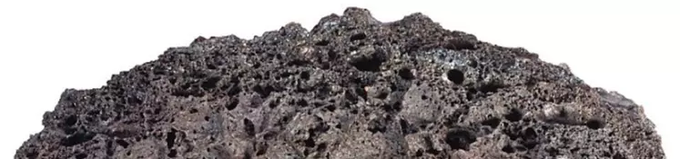 Le basalte est une roche poreuse. Il est utilisé dans les vignes sous forme de poudre, avec un granulométrie d'environ 0,3 mm.