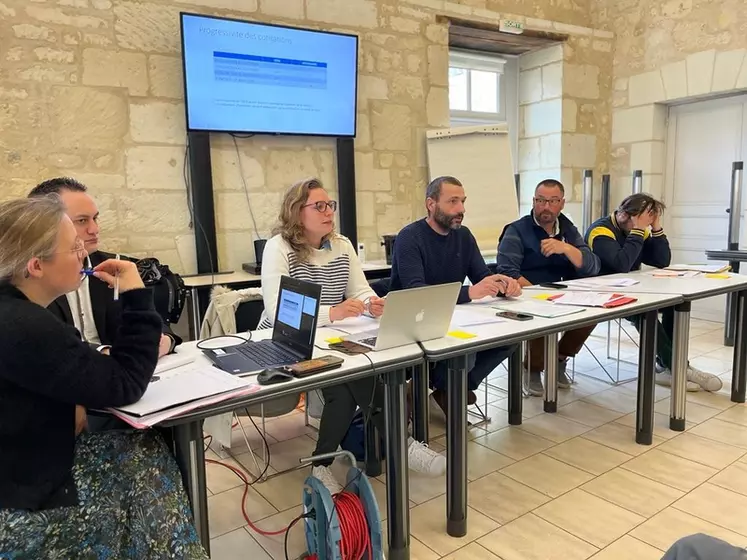 Lors de l'AG du syndicat Bourgueil, les vignerons ont décidé de réintégrer l'interprofession et de modifier le mode de calcul des cotisations.