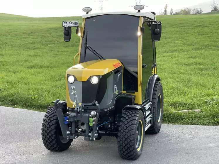 Un tracteur électrique interligne bientôt dans les vignes | Réussir Vigne