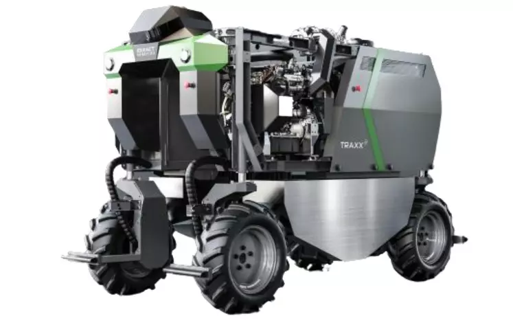 La nouvelle génération de robots enjambeurs Traxx d'Exxact Robotics embarque une motorisation diesel de 56 ch.