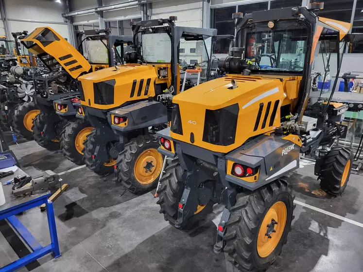 En plus d'être une filiale de distribution de Pellenc, Pellenc Bourgogne est aussi le site de production des tracteurs enjambeurs monorang 40 et trois roues 140.