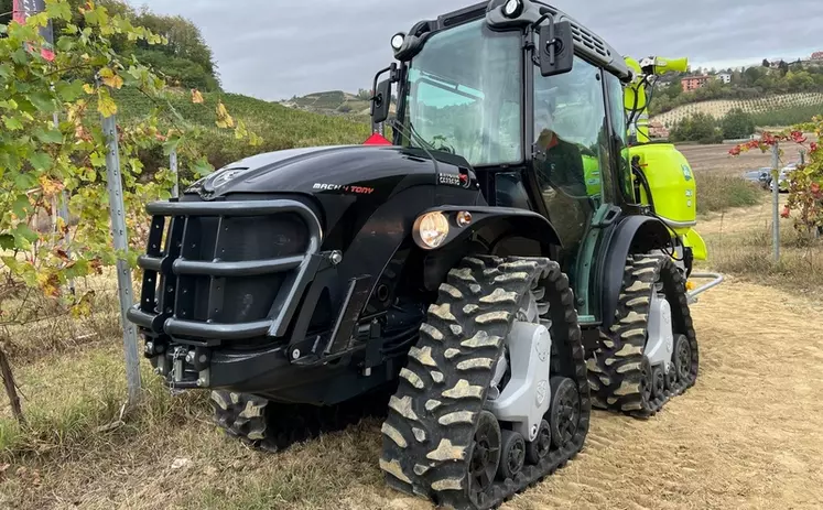 Antonio Carraro lance le tracteur articulé à 4 chenilles Mach Tony.