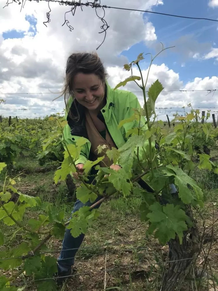 France Breton, vigneronne du domaine Breton en Touraine.