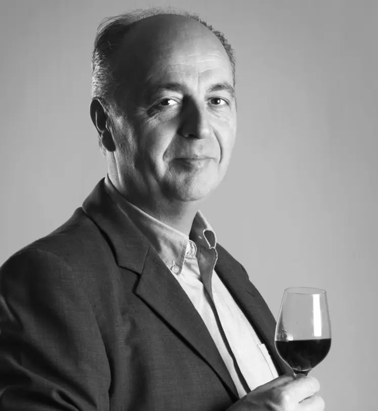 <em class="placeholder">Hervé Romat, consultant en œnologie chez Hervé Romat conseil, à Teuillac, en Gironde.</em>