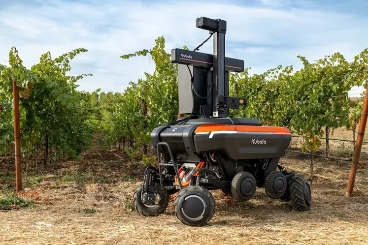 <em class="placeholder">Robot Kubota KATR dans les vignes</em>