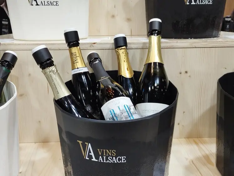 <em class="placeholder">Plus du tiers de la production viticole alsacienne se consacre au crémant.</em>