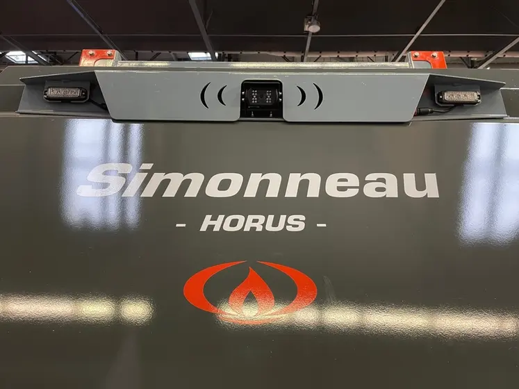 <em class="placeholder">Épandeur de fumier Simonneau au salon Vinitech Sifel 2024</em>