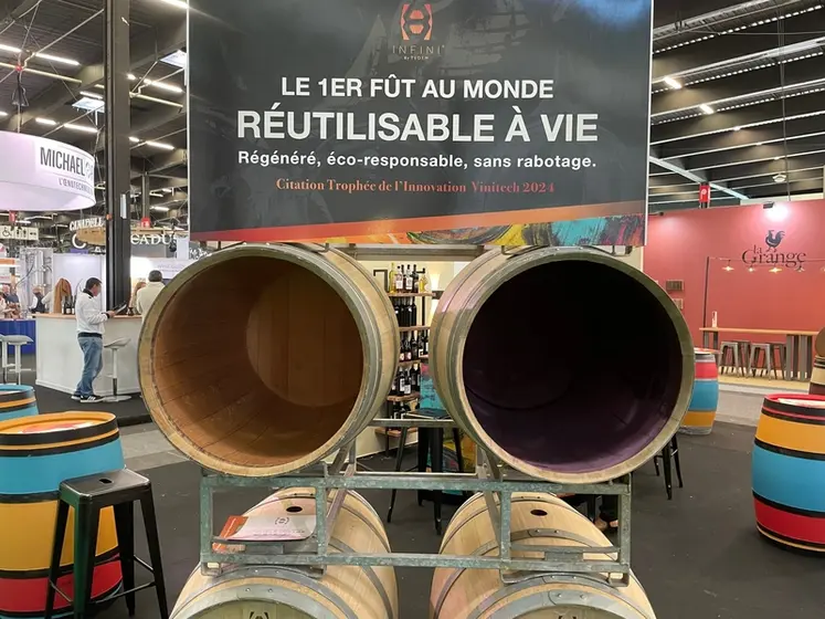 <em class="placeholder">Barrique avant et après régénération.</em>