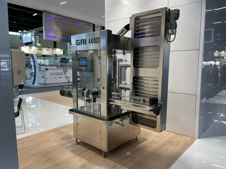 <em class="placeholder">Museleuse 44001 de Gai sur le salon Vinitech en 2024.</em>