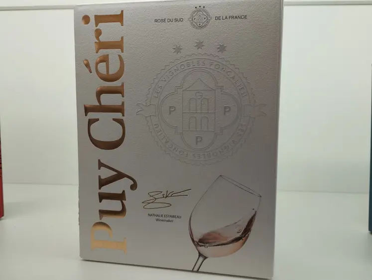 <em class="placeholder">BIB avec une dorure à froid produit par l&#039;entreprise LGR Packaging. </em>