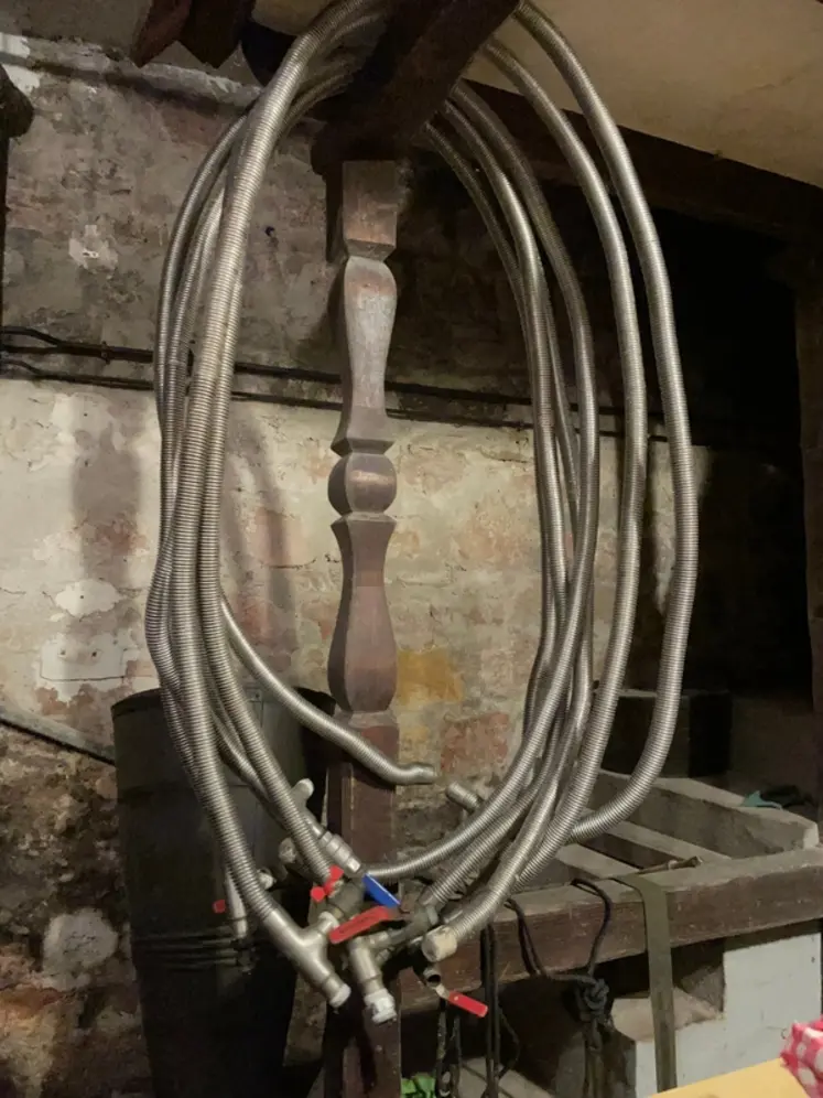 <em class="placeholder">Échangeurs tubulaires pour barriques. </em>