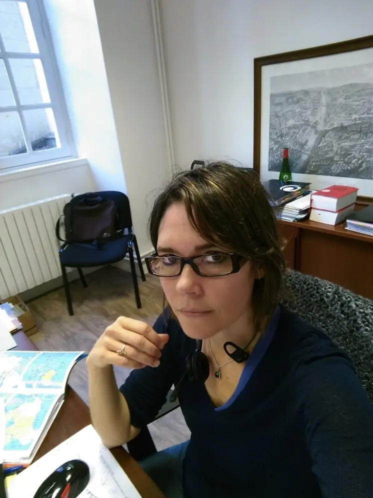 <em class="placeholder">Gaëlle Lihard, responsable juridique à la Fédération viticole Anjou Saumur</em>