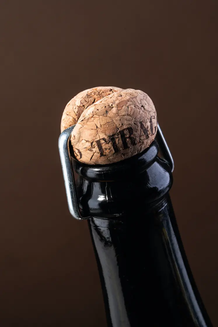 <em class="placeholder">bouchon de tirage liège pour effervescents</em>