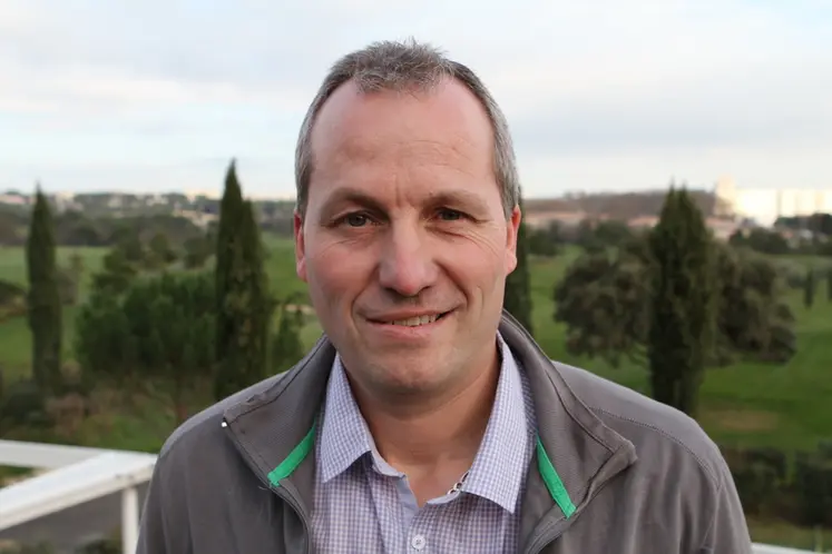 <em class="placeholder">Pascal Poupault IFV</em>