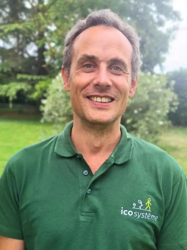 <em class="placeholder">Matthieu Archambeaud</em>