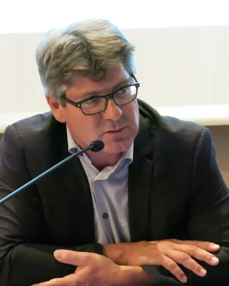 <em class="placeholder">Stéphane Héraud, président des Vignerons de Tutiac et rapporteur de la commission communication digitale de la CCVF (confédération des coopératives vinicoles de France)</em>