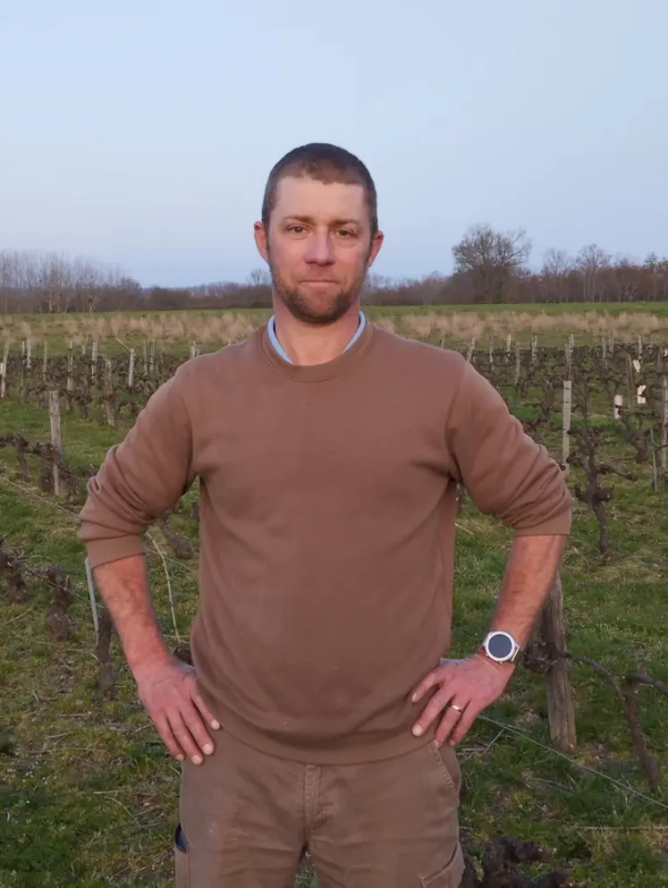 <em class="placeholder">Benoît Bleton, vigneron coopérateur en Beaujolais et vice-président de la cave coopérative de Saint-Julien dans le Rhône</em>