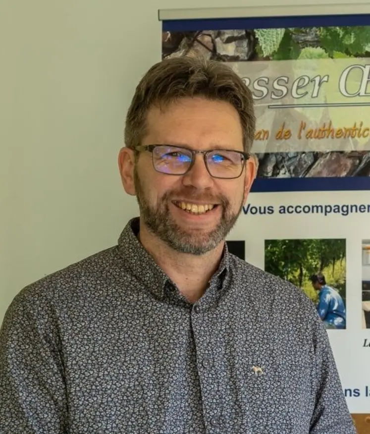 <em class="placeholder">Stéphane Gresser, œnologue conseil, Gresser Œnologie en Alsace</em>
