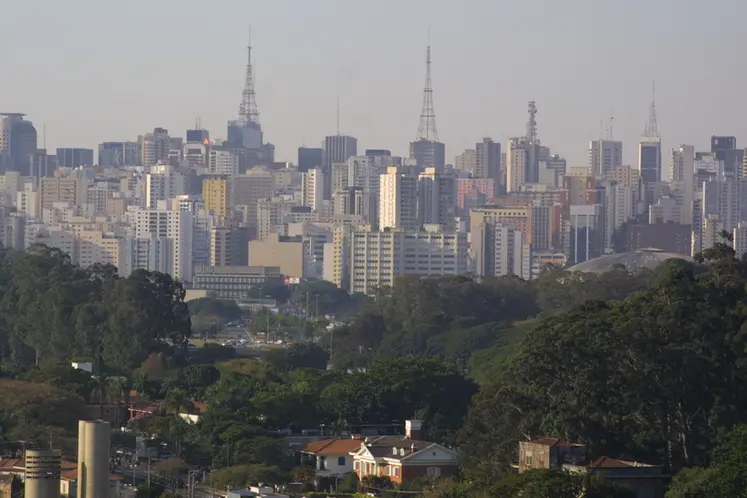 <em class="placeholder">ville brésilienne / vue de São Paulo</em>