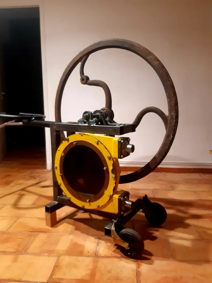 Pompe péristaltique manuelle
