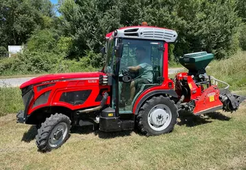 Baptiste Etcheberry a testé pendant une semaine le tracteur Antonio Carraro Tony 8700 V.