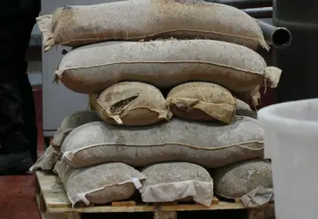 <em class="placeholder">Sacs de copeaux de chêne œnologiques utilisés à la cave pendant les vinifications pour boiser le vin.</em>