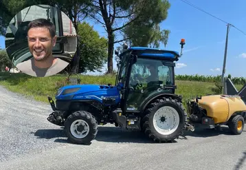 <em class="placeholder">Tracteur New Holland T4.90N</em>