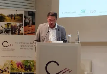Joël Boueilh, président des Vignerons coopérateurs, intervient lors du congrès de son organisation, le 3 juillet 2025.