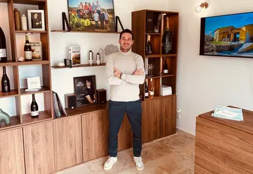 <em class="placeholder">Mathieu Rivier</em>