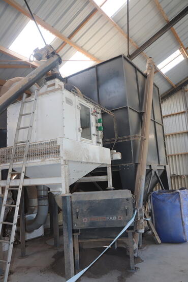 Gwénaël a investi de l’ordre de 700 000 euros dans l’atelier de séchage et de granulation qui lui apporte une plus-value intéressante.