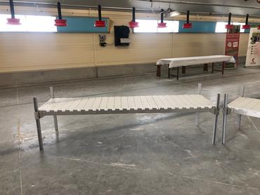 <em class="placeholder">Les dindes doivent disposer de 20 m² de perchoir pour 1000 m² de bâtiment.</em>