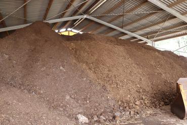 hangar de compostage pour la maturation
